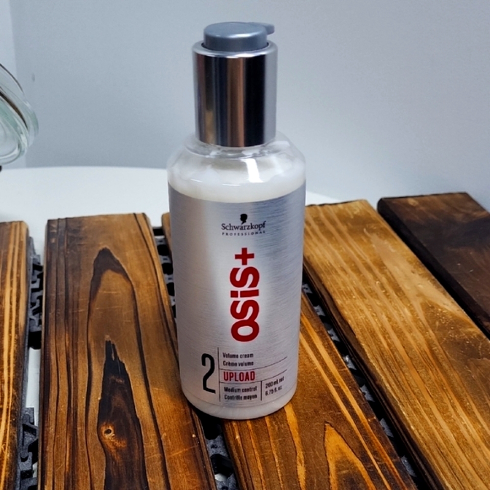 Schwarzkopf OSIS+ Volume Cream